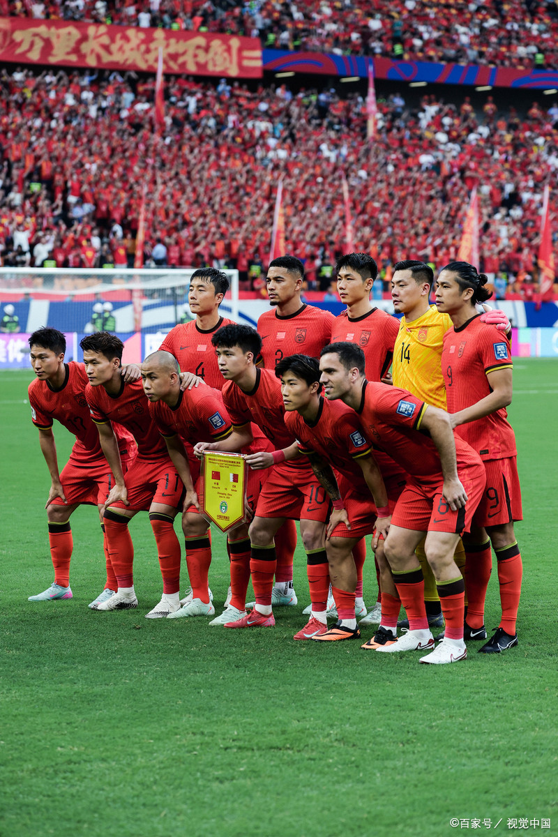 迎难而上,中超球队决意夺冠,冲向巅峰的是谁